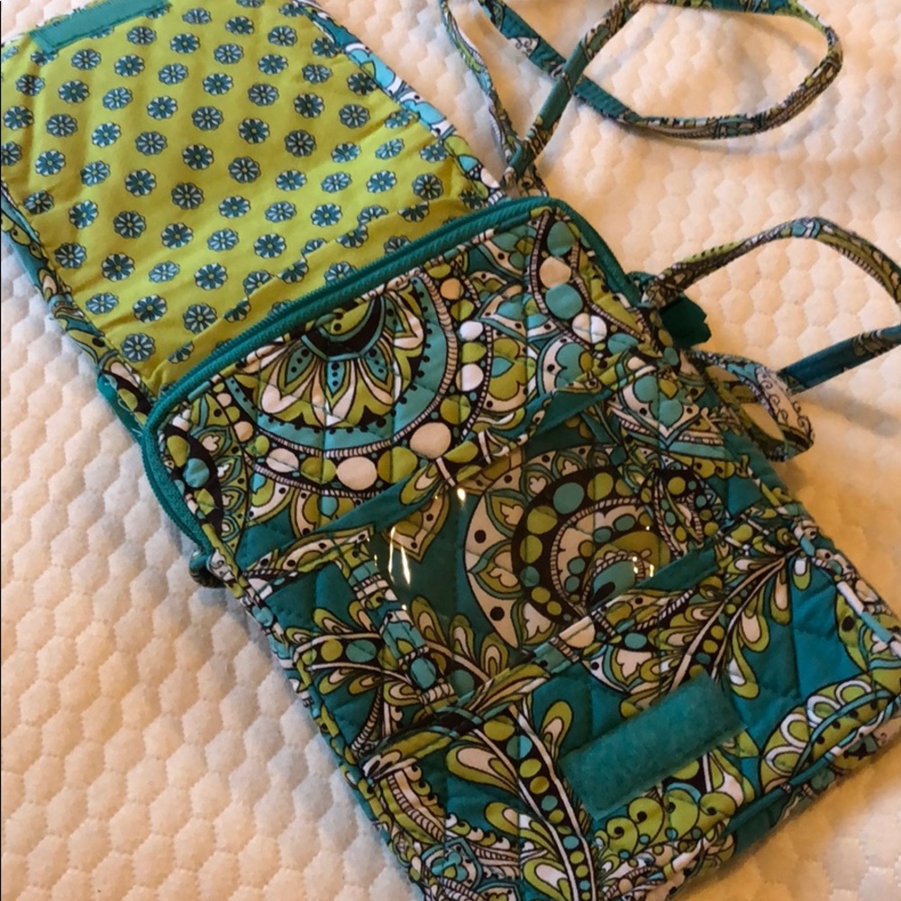 {V E R A B R A D L E Y} Cross Body Bag - image 2